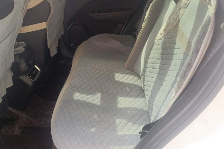 Used Geely Auto Cowboy 2025 1.5TD Trendy Play Edition Left Rear Seat