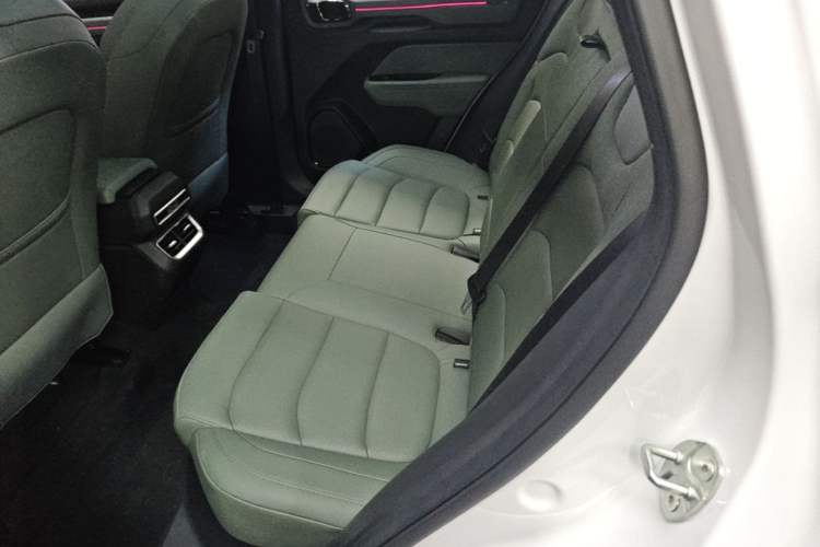 Used Geely Auto Cowboy 2025 1.5TD Fun-Offroad Version Left Rear Seat