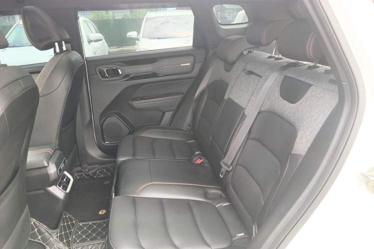 Used Geely Auto Cowboy 2025 1.5TD Fun-Offroad Version Left Rear Seat