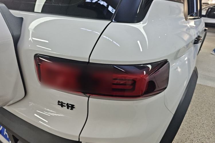 Used Geely Auto Cowboy 2025 1.5TD Fun-Offroad Version Right Rear Taillight