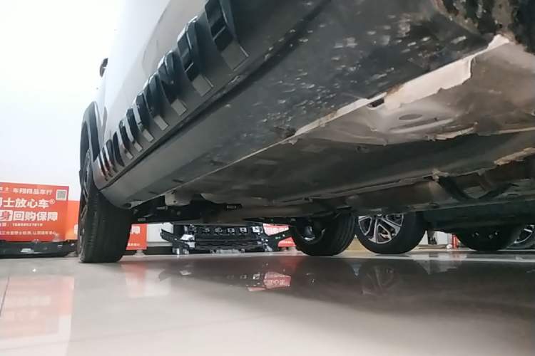 Used Geely Auto Cowboy 2025 1.5TD Trendy Play Edition Right Side Sill