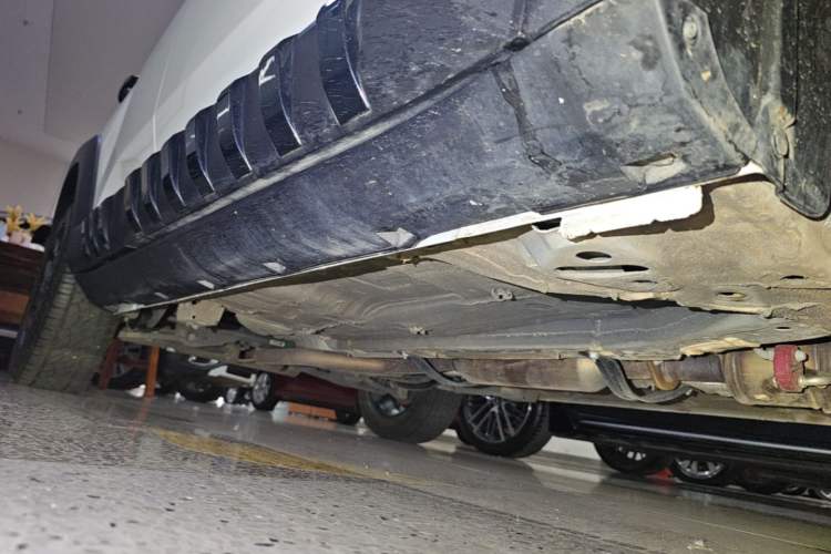 Used Geely Auto Cowboy 2025 1.5TD Fun-Offroad Version Right Side Sill
