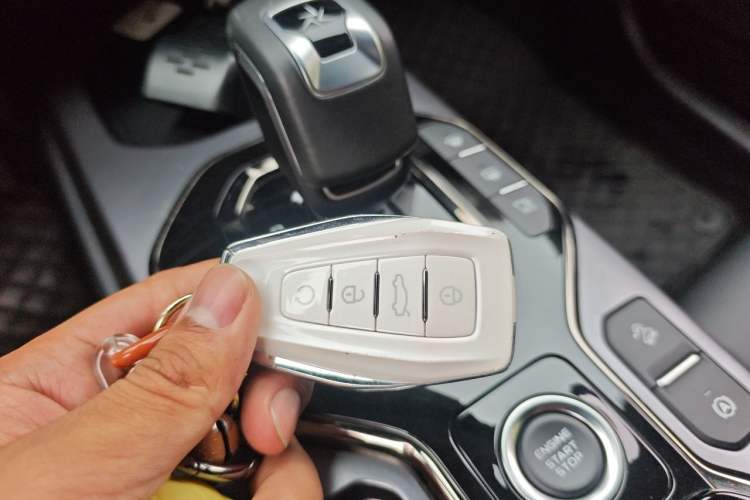 Used Geely Auto Cowboy 2025 1.5TD Fun-Offroad Version Vehicle Key