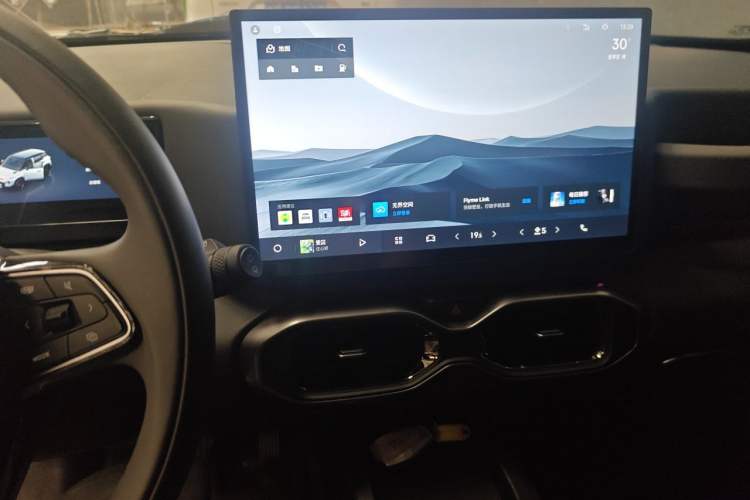 Used Geely Auto Cowboy 2025 1.5TD Fun-Offroad Version Audio And AC Panel