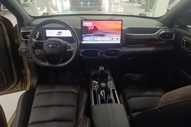 Used Geely Auto Cowboy 2025 1.5TD Fun-Offroad Version Center Console