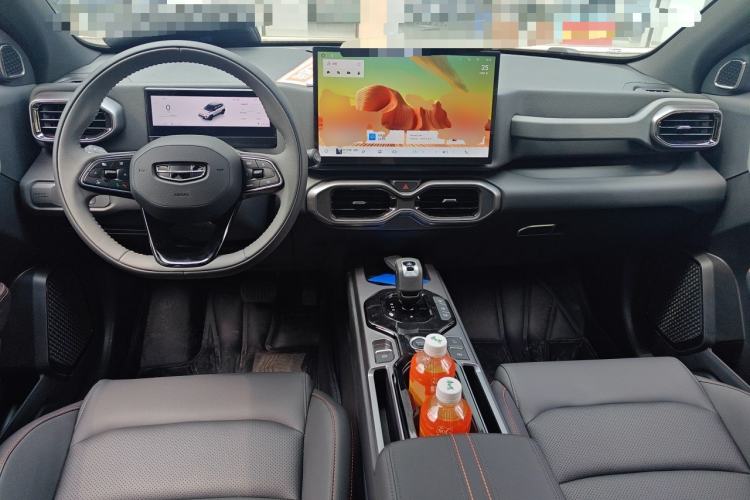 Used Geely Auto Cowboy 2025 1.5TD Fun-Offroad Version Center Console