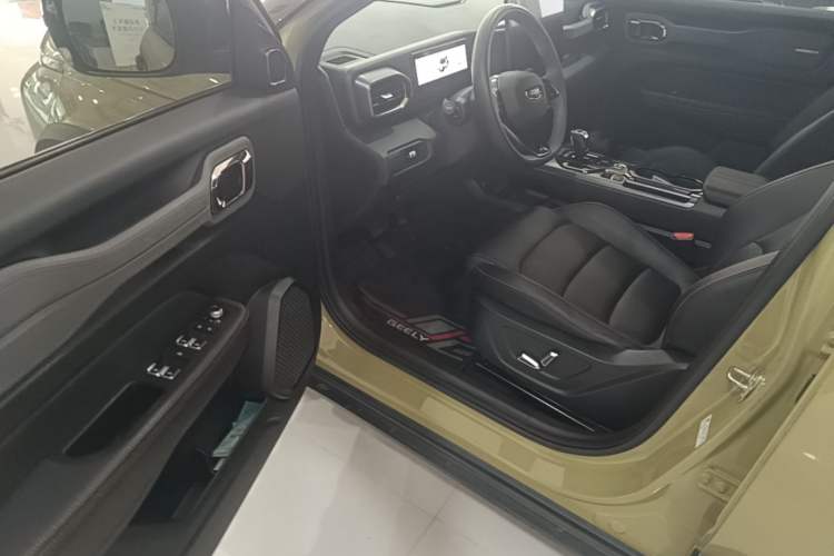 Used Geely Auto Cowboy 2025 1.5TD Fun-Offroad Version Driver Seat