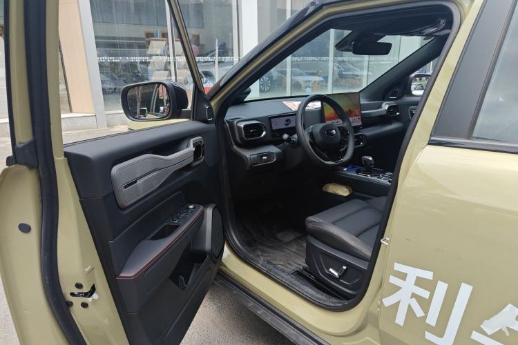 Used Geely Auto Cowboy 2025 1.5TD Fun-Offroad Version Driver Seat