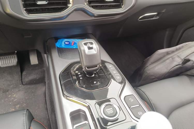 Used Geely Auto Cowboy 2025 1.5TD Fun-Offroad Version Gear Lever