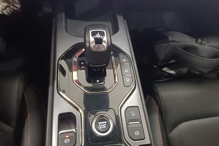 Used Geely Auto Cowboy 2025 1.5TD Fun-Offroad Version Gear Lever