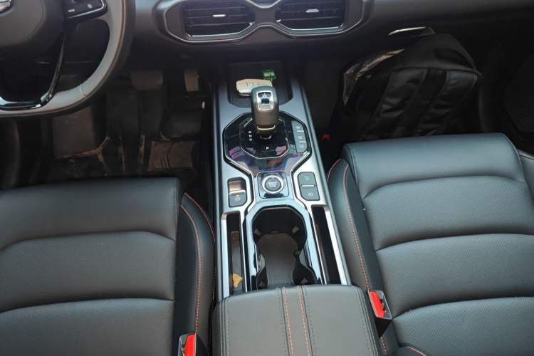 Used Geely Auto Cowboy 2025 1.5TD Fun-Offroad Version Gear Lever