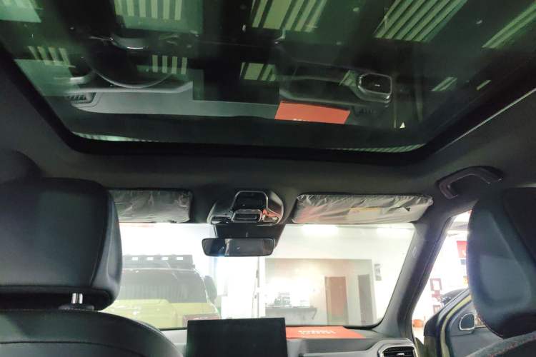 Used Geely Auto Cowboy 2025 1.5TD Fun-Offroad Version Headliner