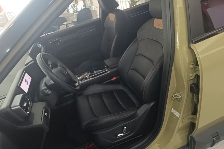 Used Geely Auto Cowboy 2025 1.5TD Fun-Offroad Version Left Front Seat