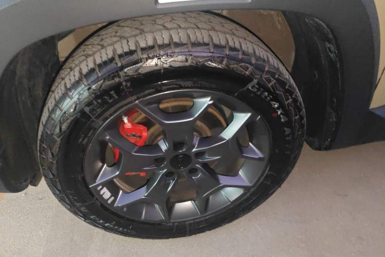 Used Geely Auto Cowboy 2025 1.5TD Fun-Offroad Version Left Front Wheel Hub