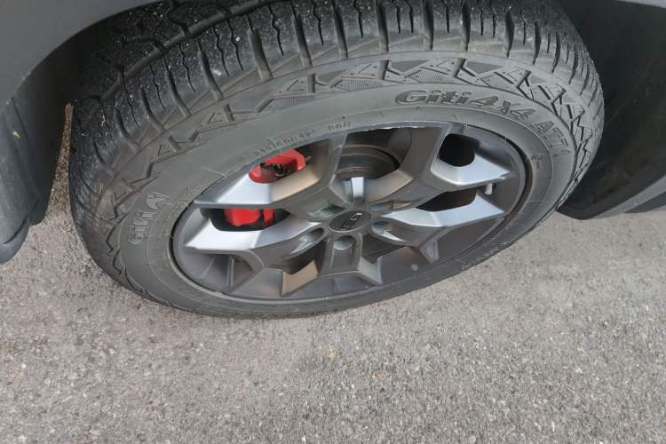 Used Geely Auto Cowboy 2025 1.5TD Fun-Offroad Version Left Front Wheel Hub