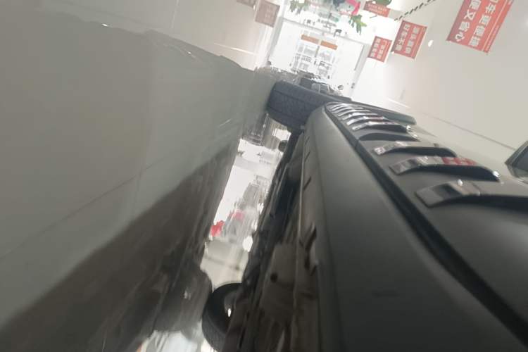 Used Geely Auto Cowboy 2025 1.5TD Fun-Offroad Version Left Side Sill