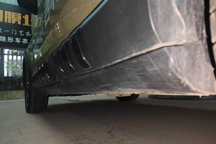 Used Geely Auto Cowboy 2025 1.5TD Fun-Offroad Version Left Side Sill