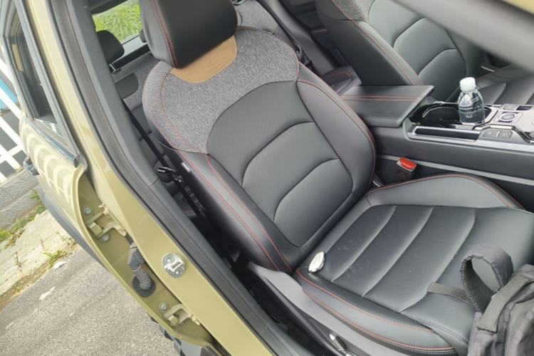 Used Geely Auto Cowboy 2025 1.5TD Fun-Offroad Version Right Front Seat