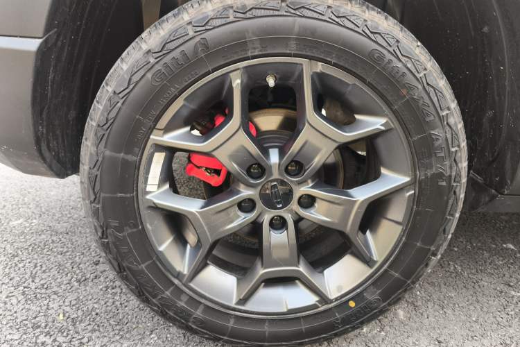 Used Geely Auto Cowboy 2025 1.5TD Fun-Offroad Version Right Rear Wheel Hub