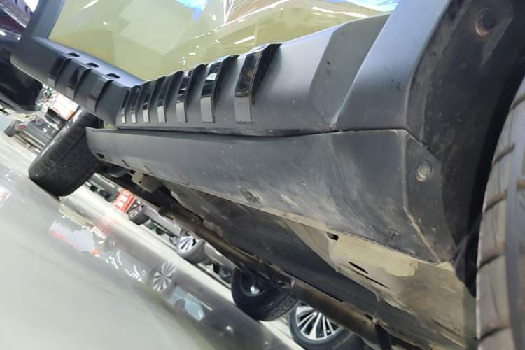 Used Geely Auto Cowboy 2025 1.5TD Fun-Offroad Version Right Side Sill