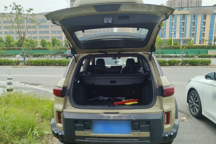 Used Geely Auto Cowboy 2025 1.5TD Fun-Offroad Version Trunk