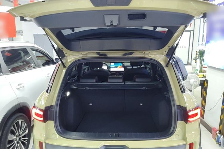 Used Geely Auto Cowboy 2025 1.5TD Fun-Offroad Version Trunk