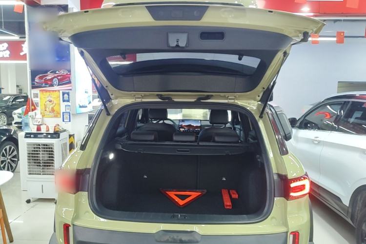 Used Geely Auto Cowboy 2025 1.5TD Fun-Offroad Version Trunk