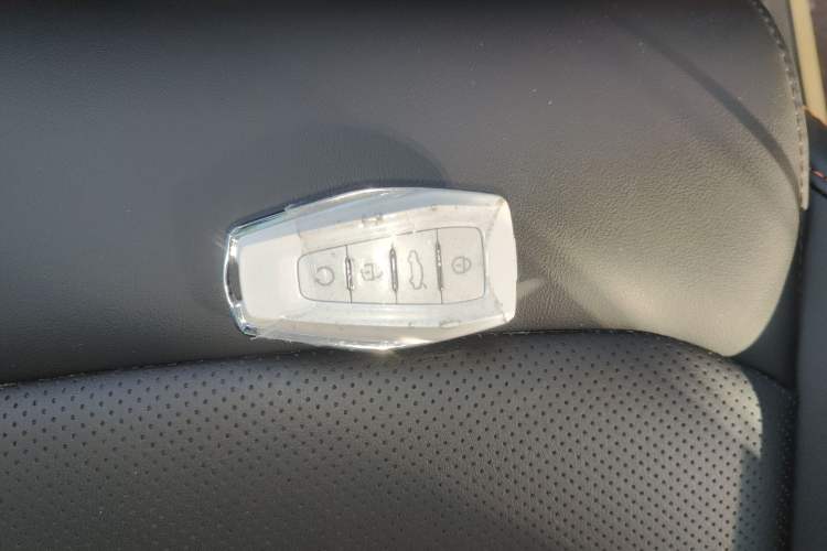 Used Geely Auto Cowboy 2025 1.5TD Fun-Offroad Version Vehicle Key