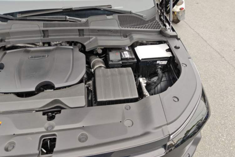 Used Geely Auto Cowboy 2026 Model 1.5TD Guan Ye Edition Engine Bay Left