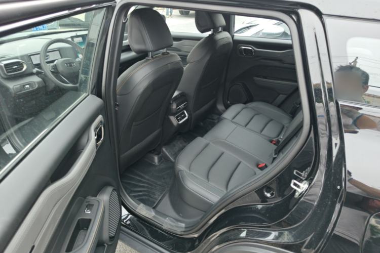 Used Geely Auto Cowboy 2026 Model 1.5TD Guan Ye Edition Left Rear Seat