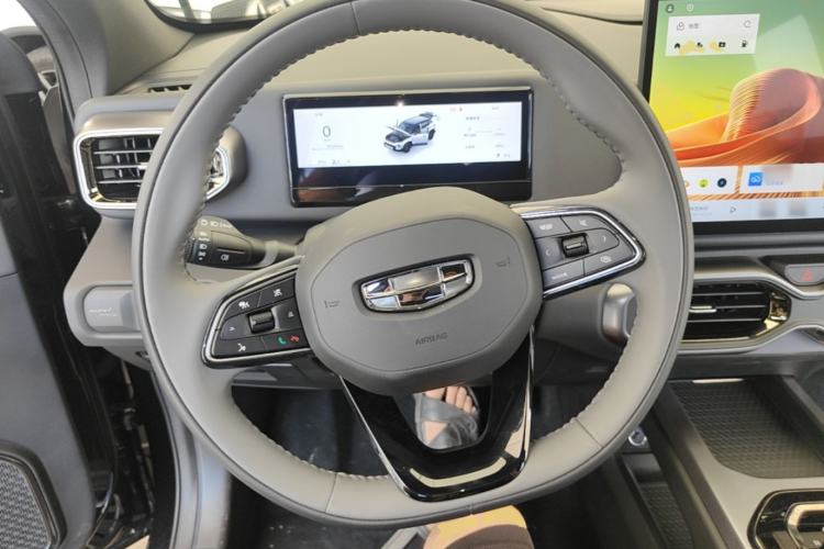 Used Geely Auto Cowboy 2026 Model 1.5TD Guan Ye Edition Steering Wheel
