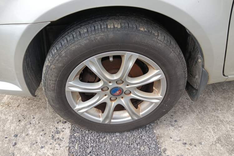 Used Geely Auto Diamond 2013 1.5L Manual Elite Model Exterior 7