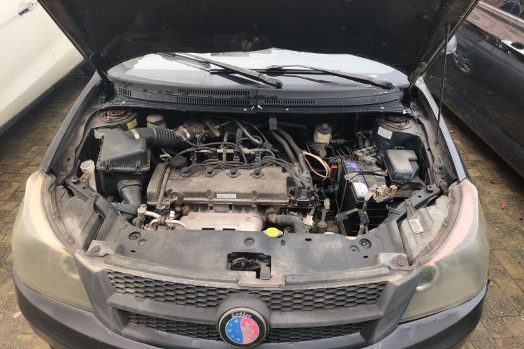 Used Geely Auto Diamond 2010 1.5L Manual VVT Invincible Edition Engine Bay