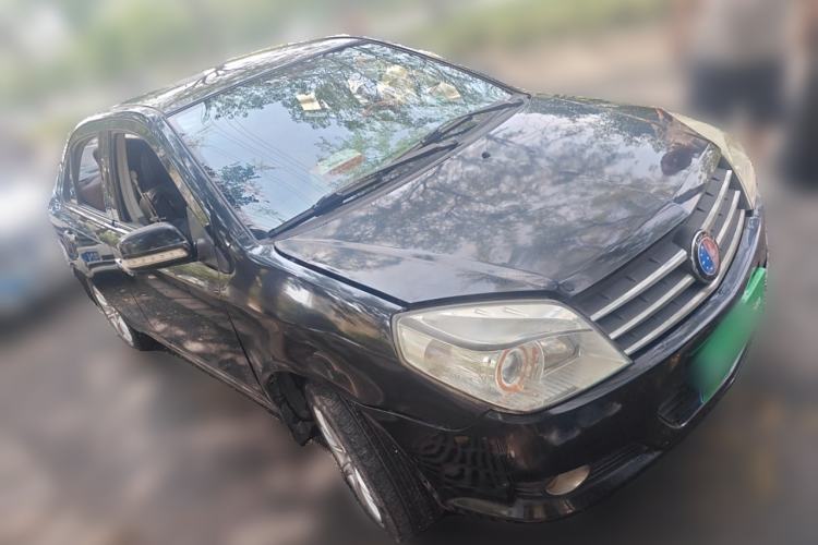 Used Geely Auto Diamond 2010 2nd Generation 1.5L Manual Standard Version Front Right 45 Deg