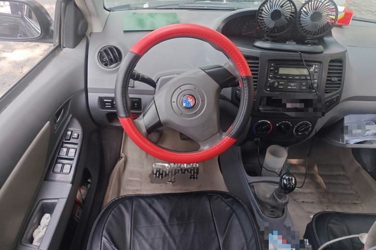 Used Geely Auto Diamond 2010 2nd Generation 1.5L Manual Standard Version Steering Wheel