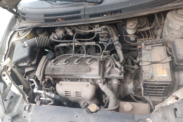 Used Geely Auto Diamond 2010 2nd Generation 1.5L Manual Standard Version Engine Bay
