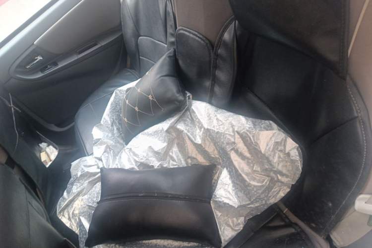 Used Geely Auto Diamond 2010 2nd Generation 1.5L Manual Standard Version Left Rear Seat