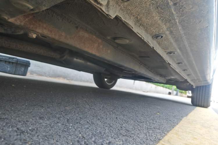 Used Geely Auto Diamond 2013 1.5L Manual Entry-Level Model Chassis Front Left