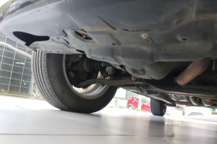 Used Geely Auto Diamond 2013 1.5L Manual Elite Model Chassis Front Right