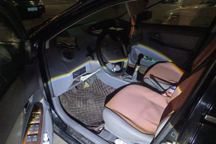 Used Geely Auto Diamond 2013 1.5L Manual Entry-Level Model Driver Seat