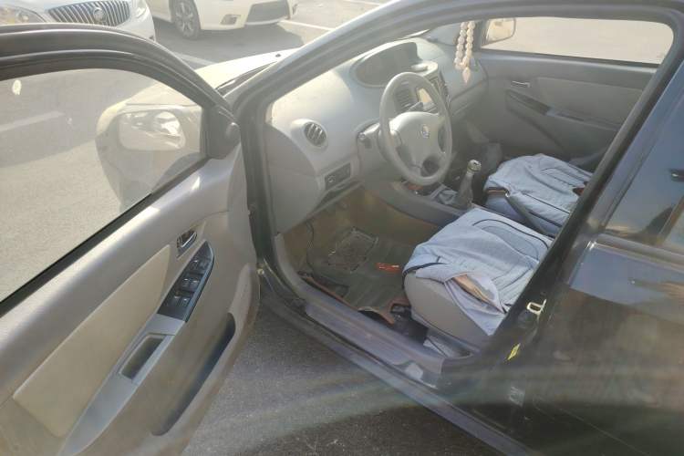 Used Geely Auto Diamond 2013 1.5L Manual Elite Model Driver Seat