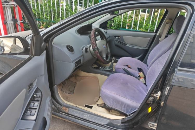 Used Geely Auto Diamond 2013 1.5L Manual Entry-Level Model Driver Seat