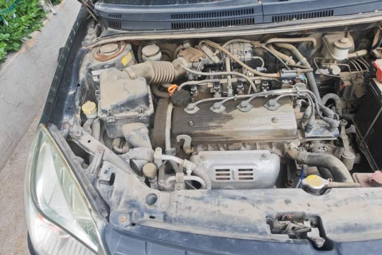 Used Geely Auto Diamond 2013 1.5L Manual Entry-Level Model Engine Bay Right