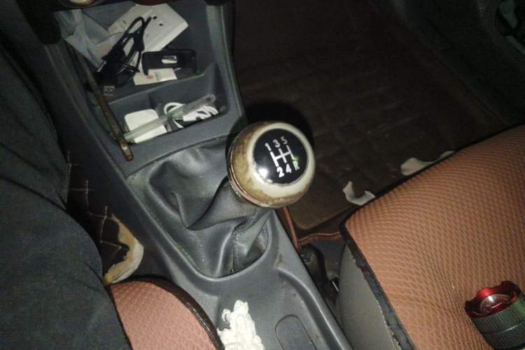 Used Geely Auto Diamond 2013 1.5L Manual Entry-Level Model Gear Lever