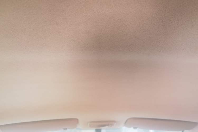 Used Geely Auto Diamond 2013 1.5L Manual Elite Model Headliner