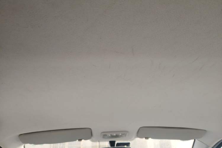 Used Geely Auto Diamond 2013 1.5L Manual Elite Model Headliner