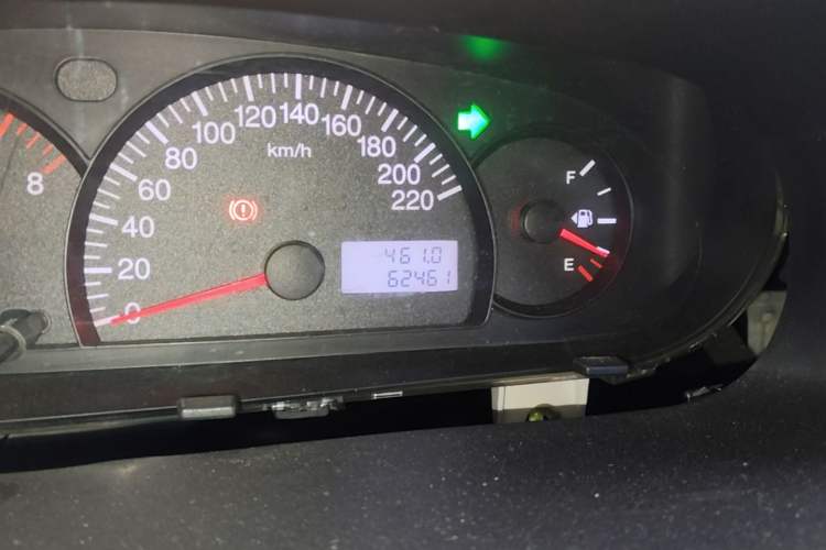 Used Geely Auto Diamond 2013 1.5L Manual Elite Model Odometer Close Up