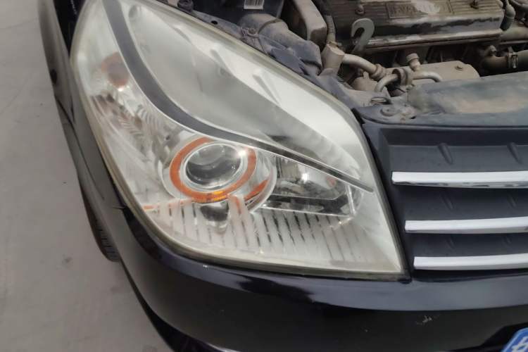 Used Geely Auto Diamond 2013 1.5L Manual Entry-Level Model Right Front Headlight