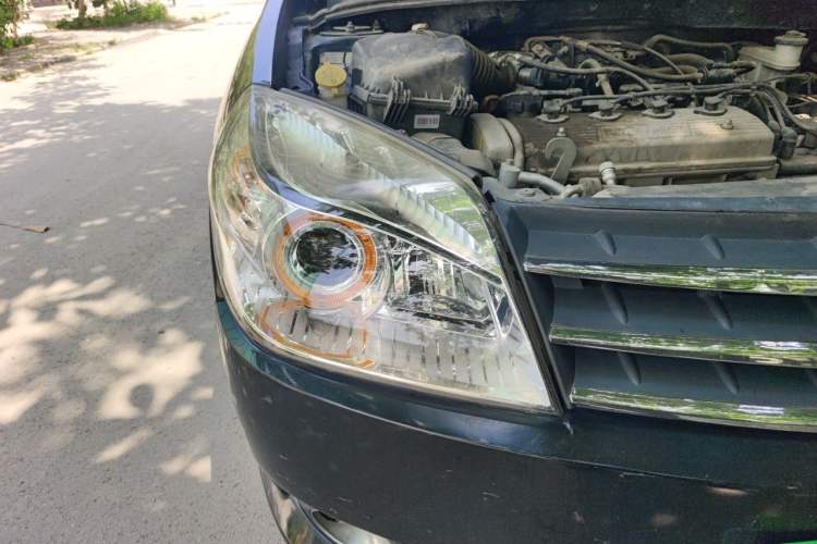 Used Geely Auto Diamond 2013 1.5L Manual Elite Model Right Front Headlight