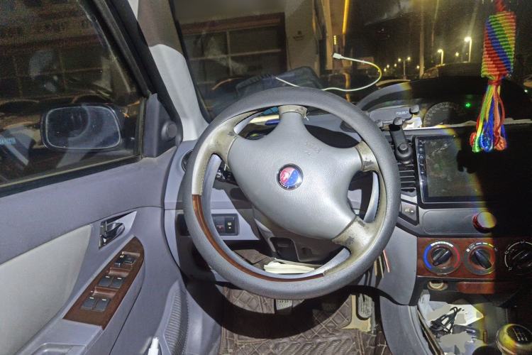 Used Geely Auto Diamond 2013 1.5L Manual Entry-Level Model Steering Wheel